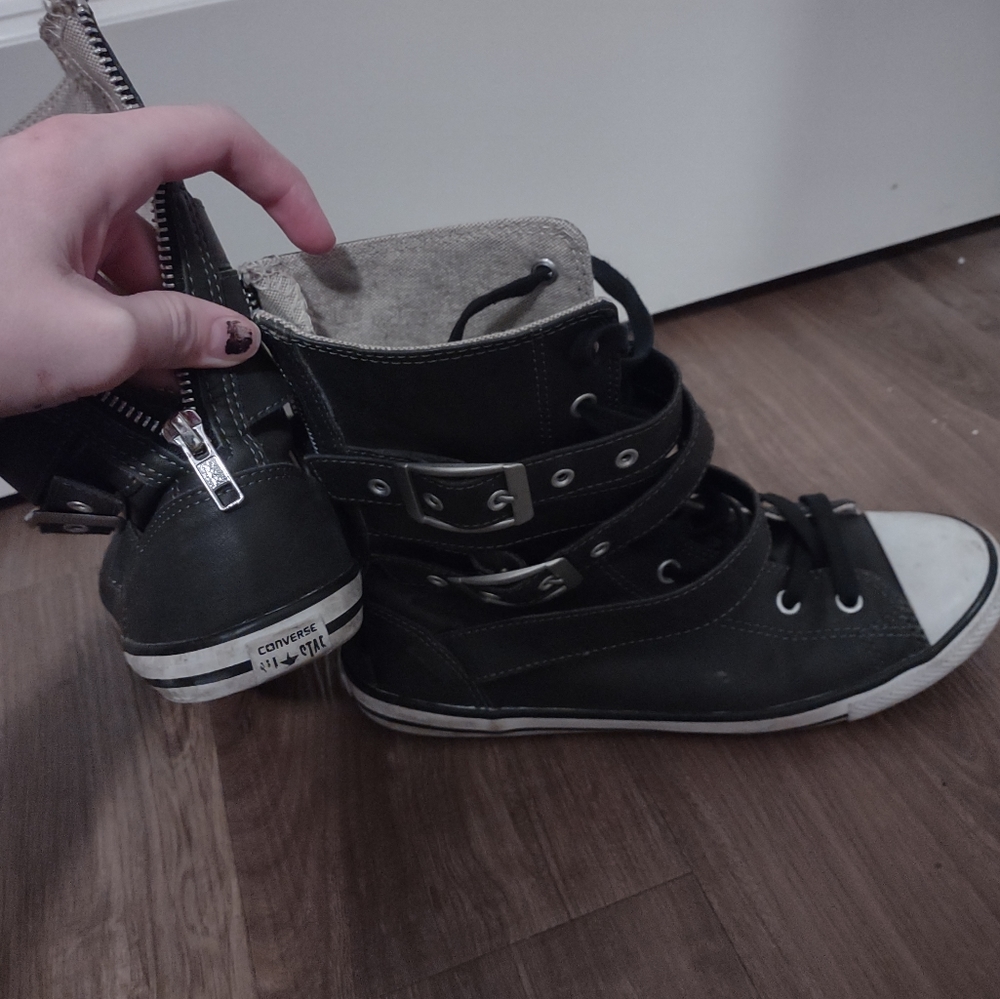 Converse